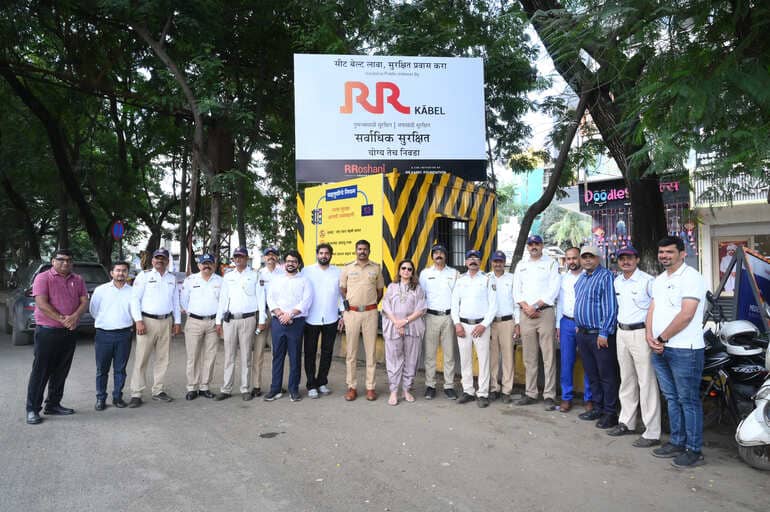 Road Safety Campaign in Maharashtra: RR Kabel Foundation Installs 75 Traffic Police Booths Road Safety Campaign Maharashtra_RR Kabel Foundation Installs 75 Traffic Police Booths